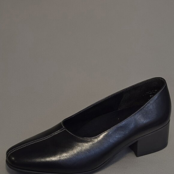 Munro shoes Women's size 8.5 M - Picture 4 of 4